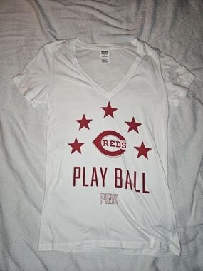 PINK Victoria's Secret White V-Neck Tee